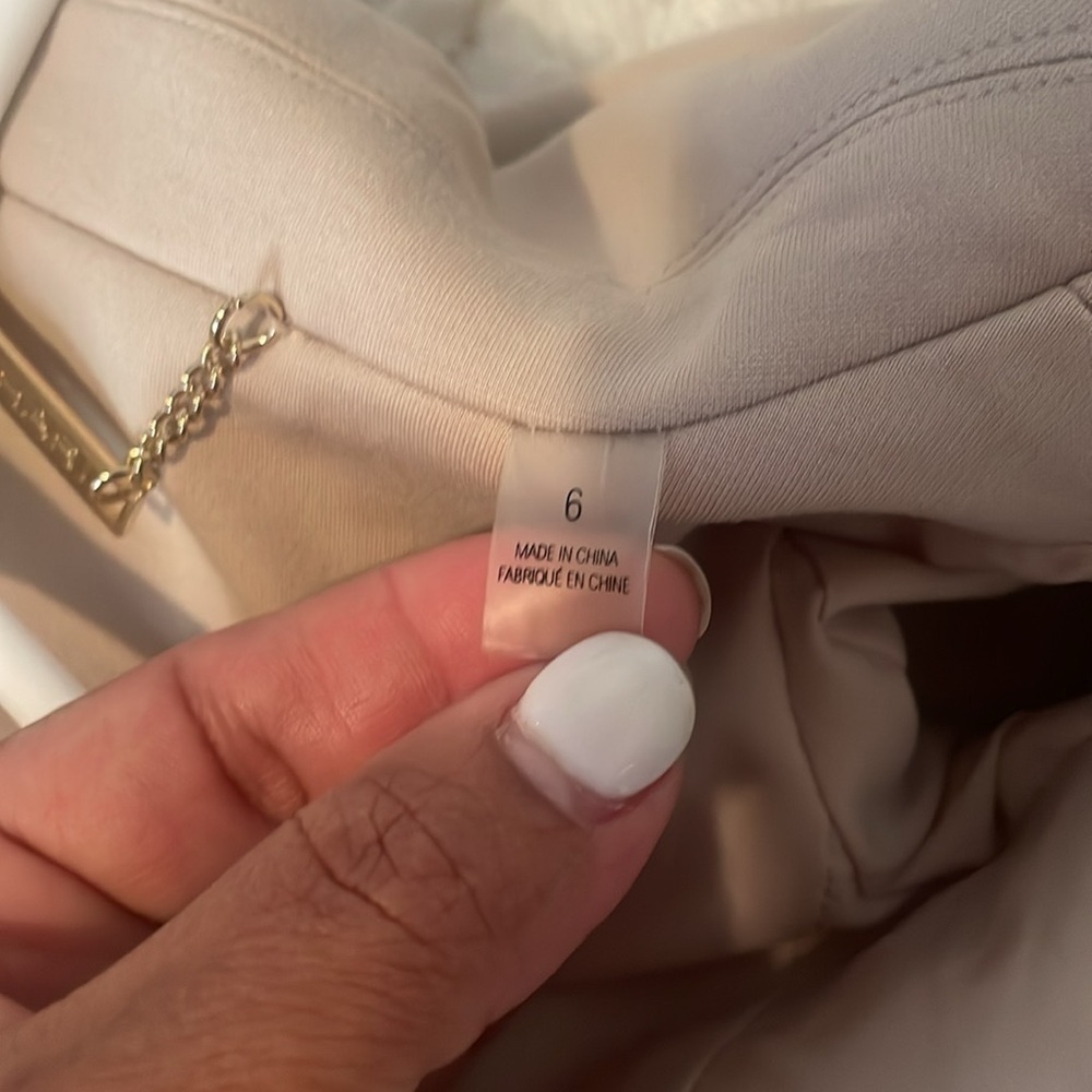 T TAHARI Chic Double-Breasted Blazer - Picture 16 of 16